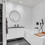 Сasa de vacaciones 3 Bedroom Awesome In *