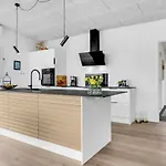 3 Bedroom Awesome In