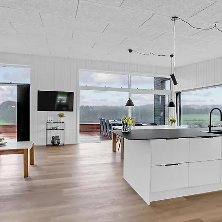 3 Bedroom Awesome In Feriehus *