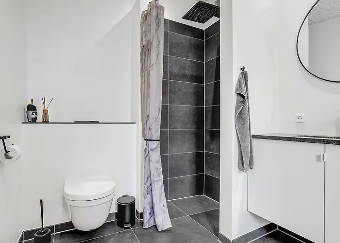 3 Bedroom Awesome In