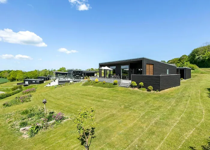 3 Bedroom Awesome In * Aabenraa