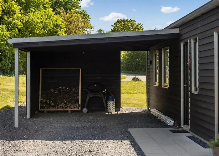 3 Bedroom Awesome In