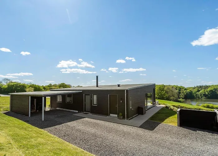 3 Bedroom Awesome In Aabenraa