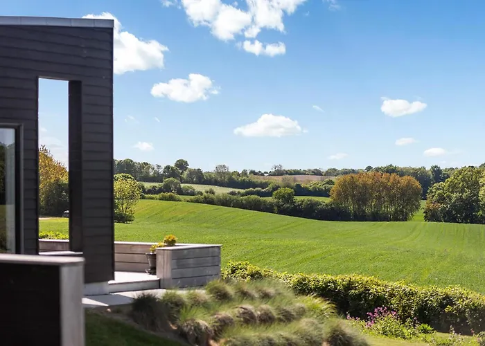 Σπίτι διακοπών 3 Bedroom Awesome In *